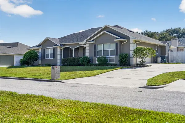 1850 SANDY KNOLL CIR N, Lakeland, FL 33813