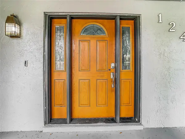 12438 CARDIFF DR, Tampa, FL 33625