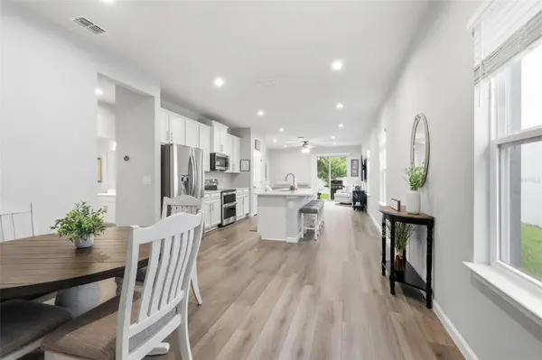 7068 LANIER FALLS RD, Deland, FL 32724