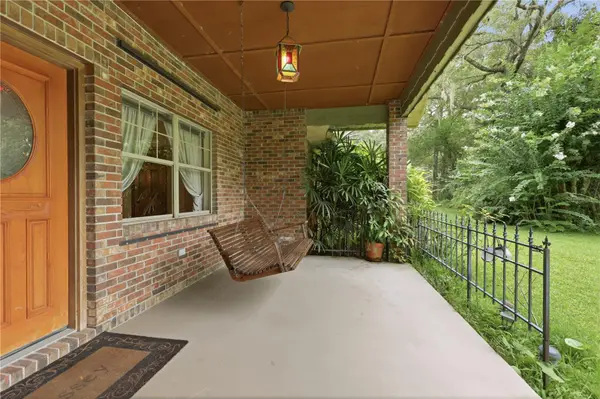 1925 LADY BUG LN, Deland, FL 32720