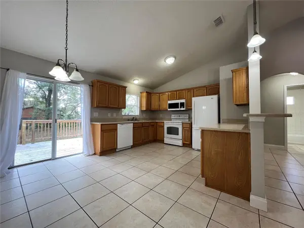 2336 W ORANGE RD, Deland, FL 32724