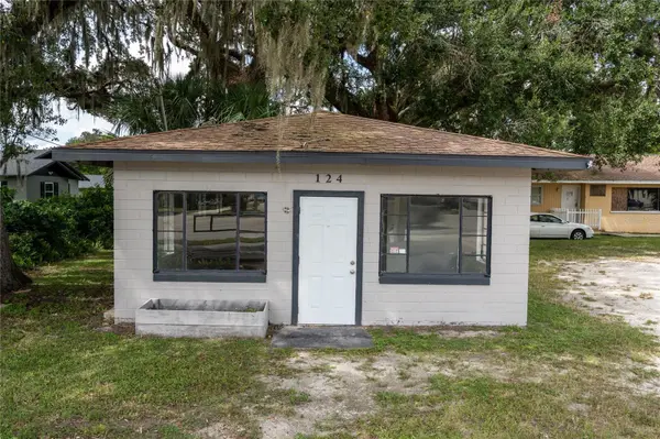 124 S CHARLES RICHARD BEALL BLVD, Debary, FL 32713