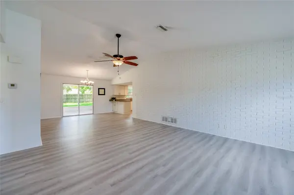 156 SPRINGWOOD DR, Daytona Beach, FL 32119