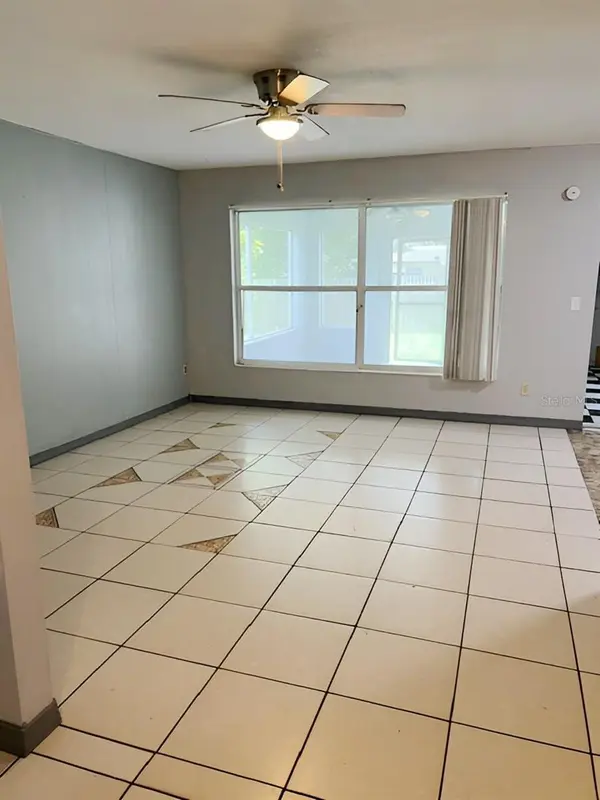 8118 ESPERANZA ST, Orlando, FL 32817