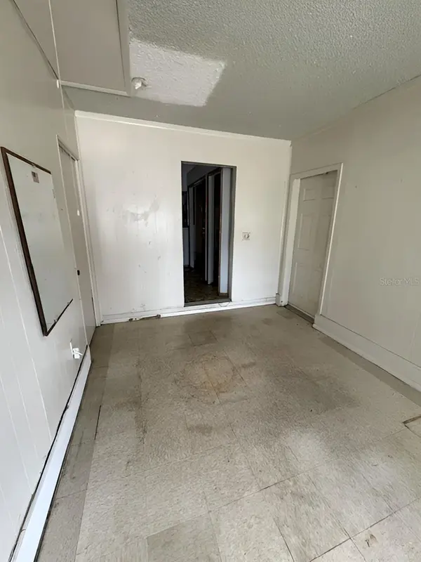 8118 ESPERANZA ST, Orlando, FL 32817