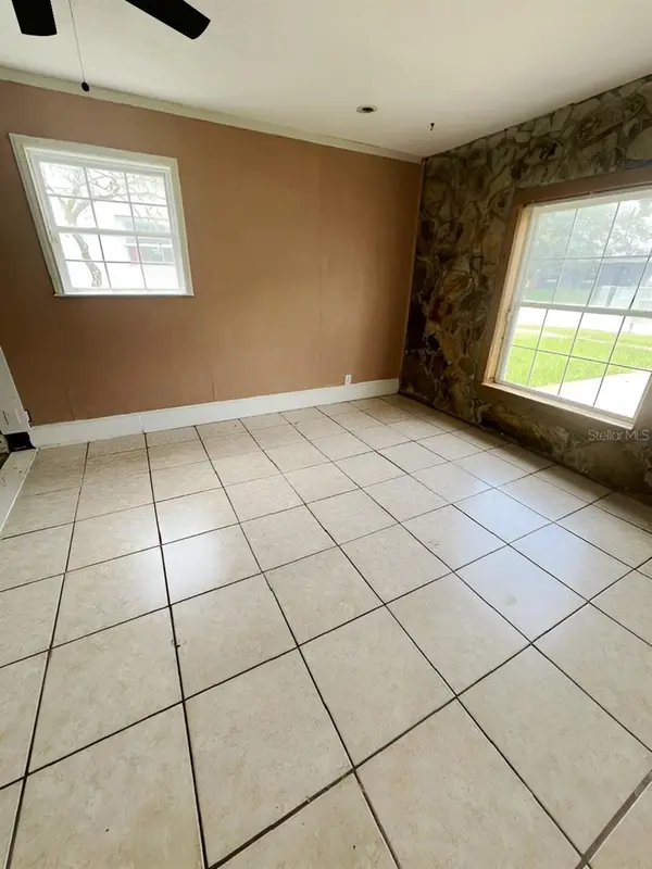 8118 ESPERANZA ST, Orlando, FL 32817