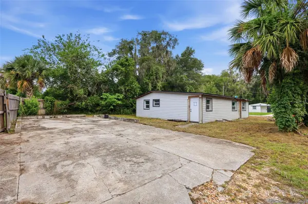 921 S SALISBURY AVE, Deland, FL 32720