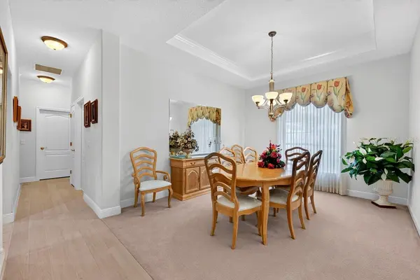 4 LAKEVIEW LN, Palm Coast, FL 32137