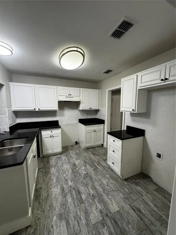 2552 COLUMBUS ST, Fort Myers, FL 33901