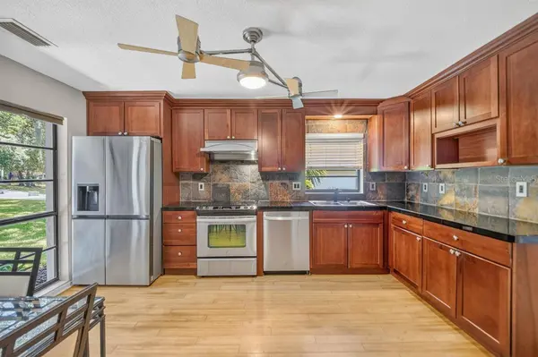 11 INDIAN TRL, Ormond Beach, FL 32174