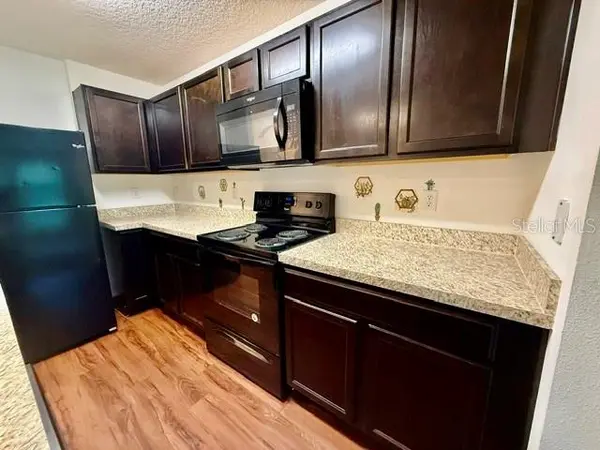 707 W CHELSEA ST, Deland, FL 32720