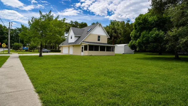 420 E NEW HAMPSHIRE AVE, Deland, FL 32724
