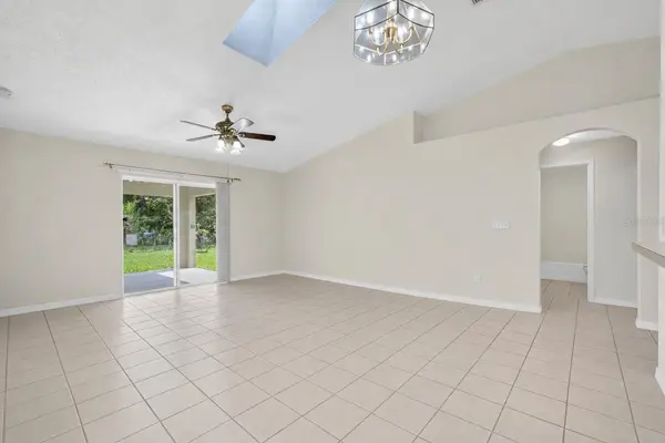 25 RYMSHAW DR, Palm Coast, FL 32164