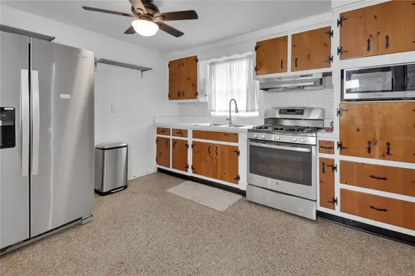 869 PRATT ST, Deland, FL 32720