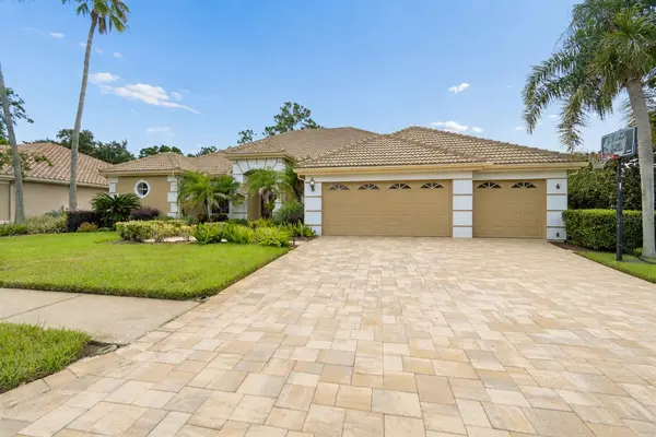 1021 HAGEN DR, New Port Richey, FL 34655