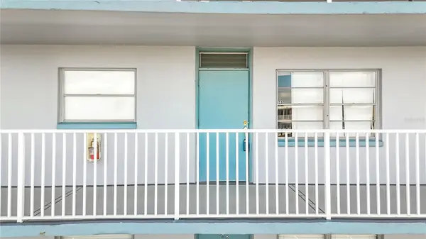 1868 SHORE DR S #503, South Pasadena, FL 33707