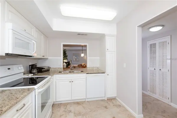 4632 MARINE Pkwy #201, New Port Richey, FL 34652