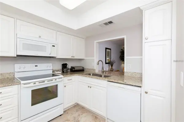 4632 MARINE Pkwy #201, New Port Richey, FL 34652