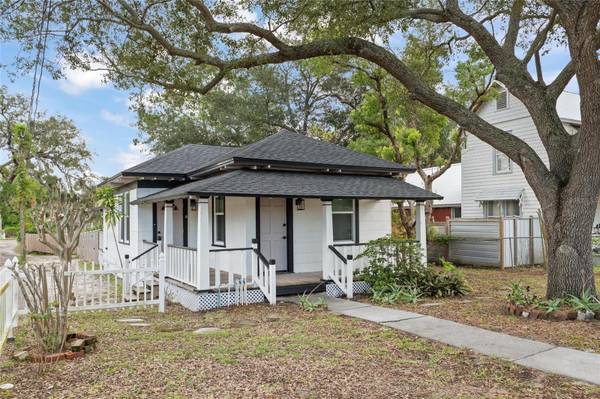 136 N RING AVE, Tarpon Springs, FL 34689