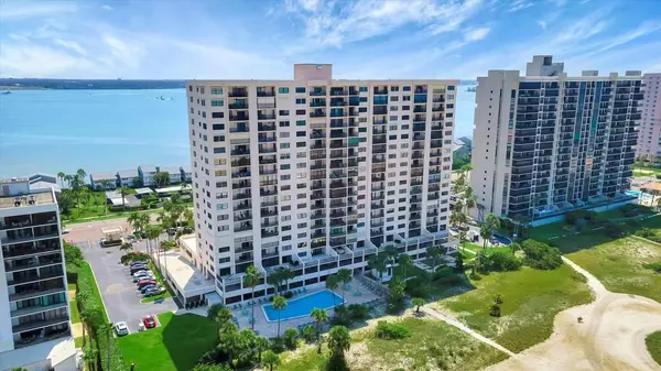 1270 GULF BLVD #701, Clearwater Beach, FL 33767