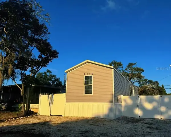 2013 KEPNER DR, Holiday, FL 34691