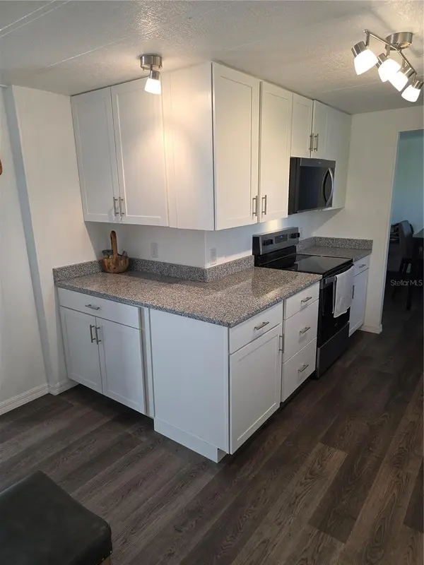 102 BAREFOOT TRL, Port Orange, FL 32129