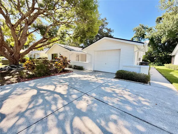 8207 MILL CREEK LN, Hudson, FL 34667