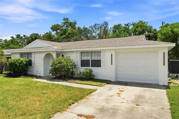 6214 WESTPORT DR, Port Richey, FL 34668