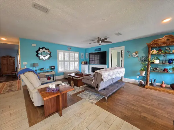 9040 BAY DR, Spring Hill, FL 34606