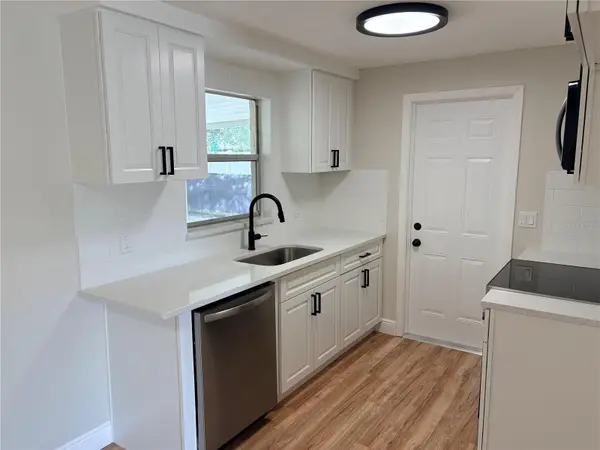 7350 FAIRFAX DR, Port Richey, FL 34668