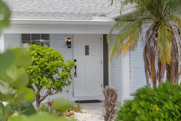 10001 S YACHT CLUB DR, Treasure Island, FL 33706