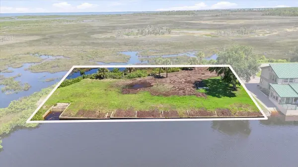 3190 INDIAN GULF LN, Hernando Beach, FL 34607