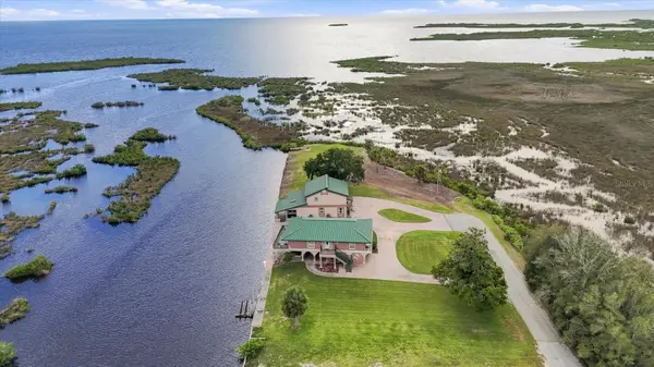 3190 INDIAN GULF LN, Hernando Beach, FL 34607
