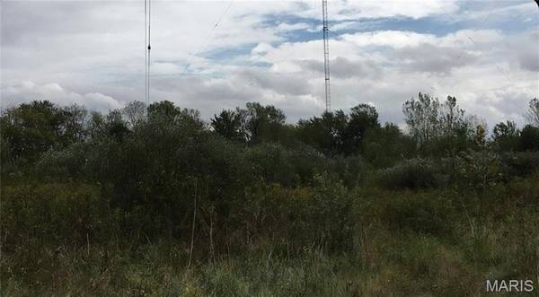 905 State Rt 111, Granite City, IL 62042