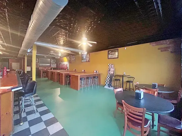 204 W 7th ST, Metropolis, IL 62960