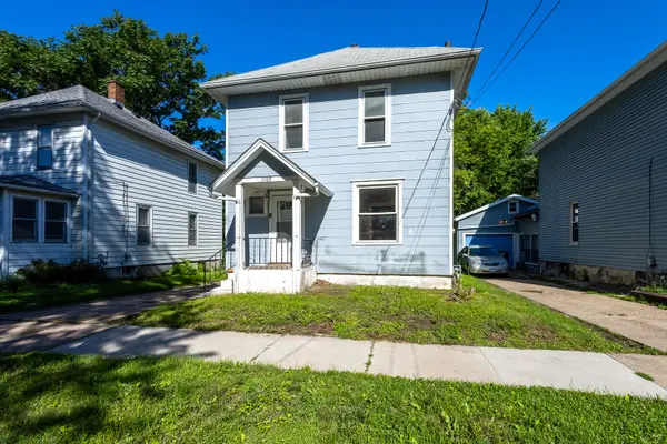 1169 23rd ST, Moline, IL 61265