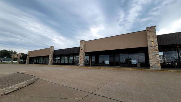4703 16th ST #H, Moline, IL 61265