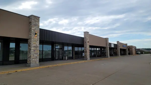 4703 16th ST #B&C, Moline, IL 61265