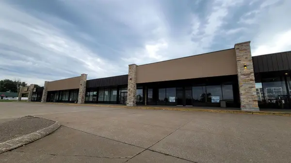 4703 16th ST #G, Moline, IL 61265