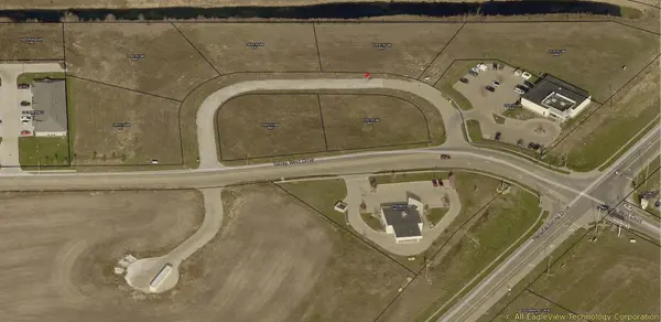 2490 Lillian WAY, Clinton, IA 52732