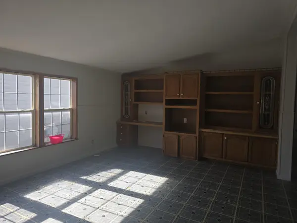 206 W 1st AVE, La Harpe, IL 61450