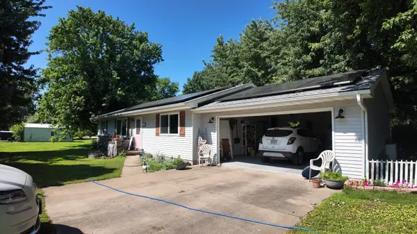 Address not disclosed, Augusta, IL 62311