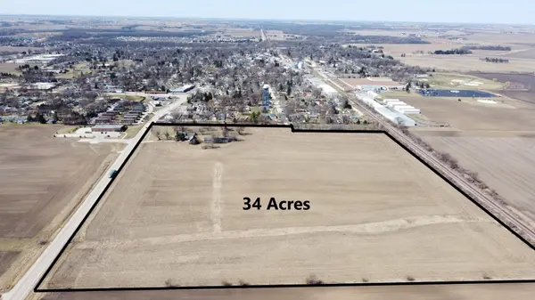 14025 State Rt 72, Genoa, IL 60135