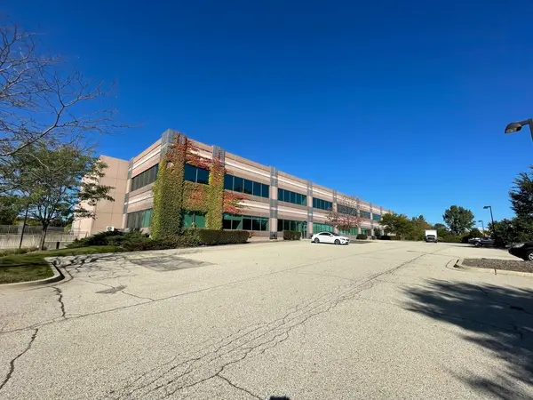 28160 W Northwest HWY, Lake Barrington, IL 60010