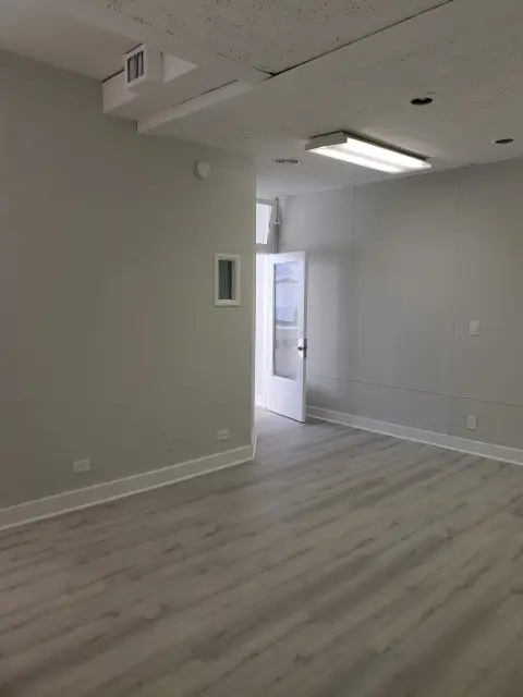 2334 W Lawrence AVE, Chicago, IL 60625