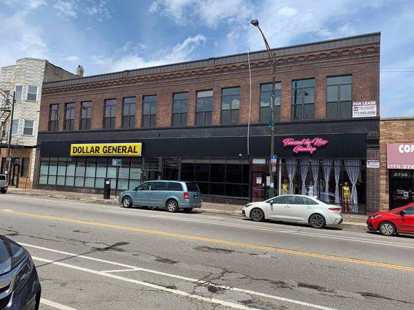 2740 W cermak RD, Chicago, IL 60608