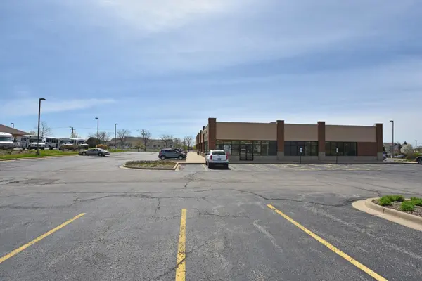 1175 Oak ST, North Aurora, IL 60542