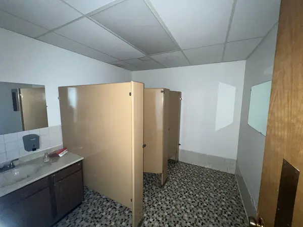 500 N Lake ST #2, Mundelein, IL 60060
