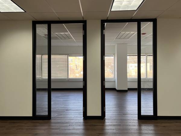 1030 W Higgins RD #200A, Park Ridge, IL 60068