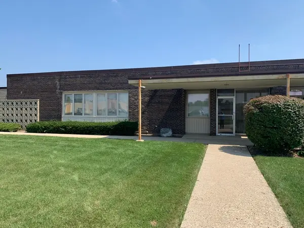 1033 S Noel AVE, Wheeling, IL 60090